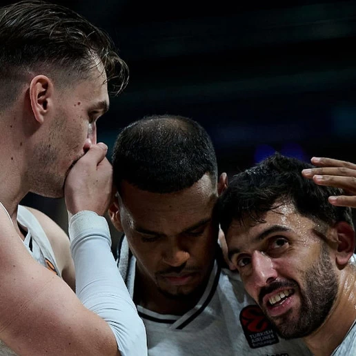 Real Madrid mencapai tonggak sejarah dalam bola basket Spanyol