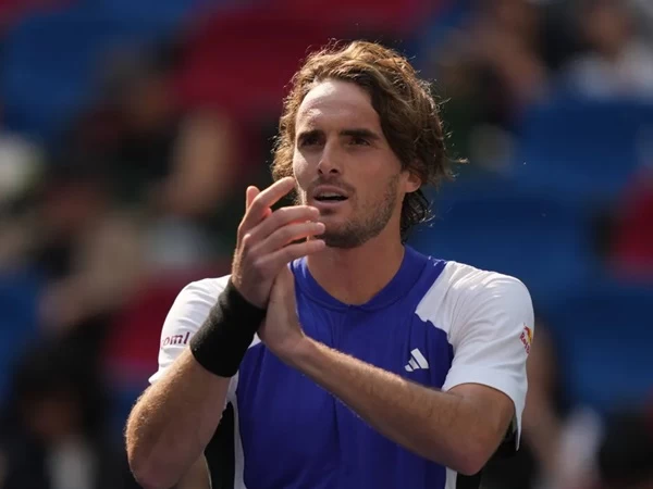 Berita Tenis: Stefanos Tsitsipas akan berusaha mengawali musim 2025 di Rotterdam Open usai menerima wildcard untuk tampil di turnamen tersebut.