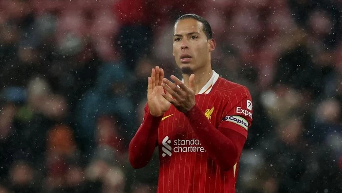 Van Dijk Belum Putuskan Masa Depannya di Liverpool